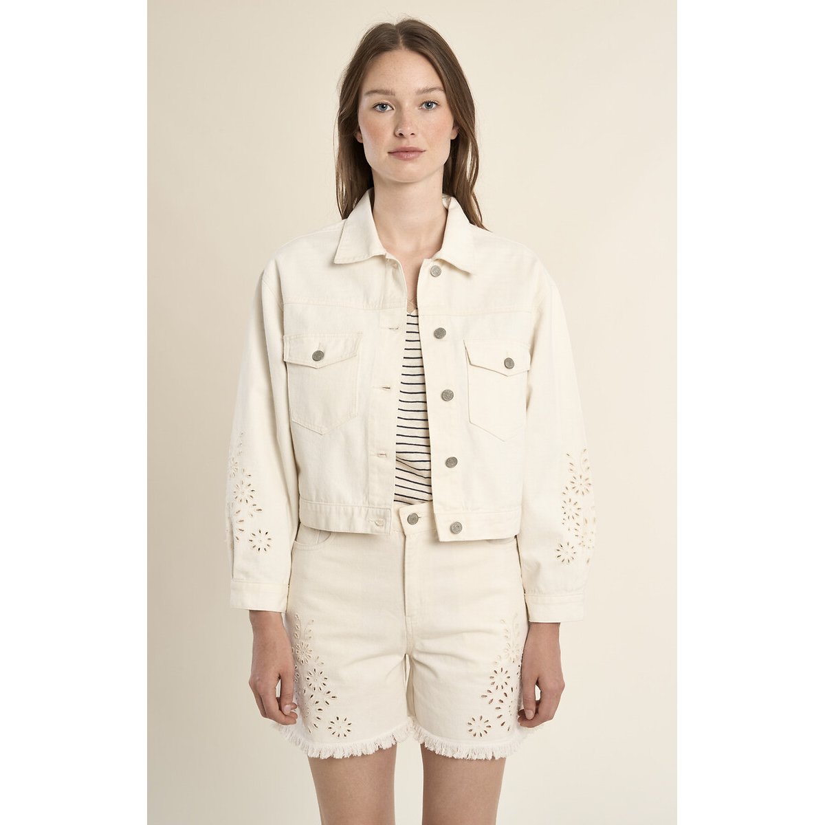 Veste en jean détail broderies blanc, MOLLY BRACKEN