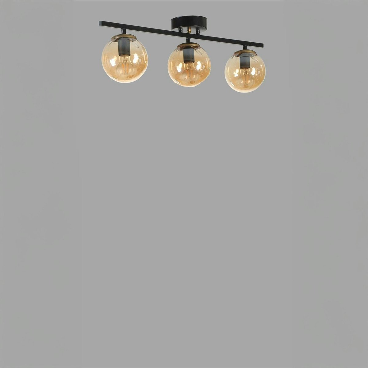 Plafonnier moderne métal noir 3 globes verre ambré SIERRE noir, PIER IMPORT