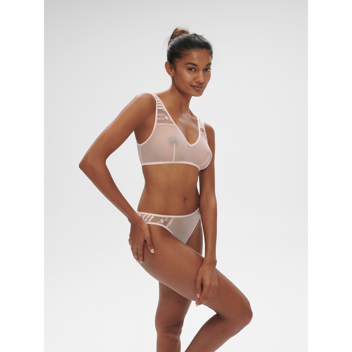 Tanga, MARTHE rose, SIMONE PERELE