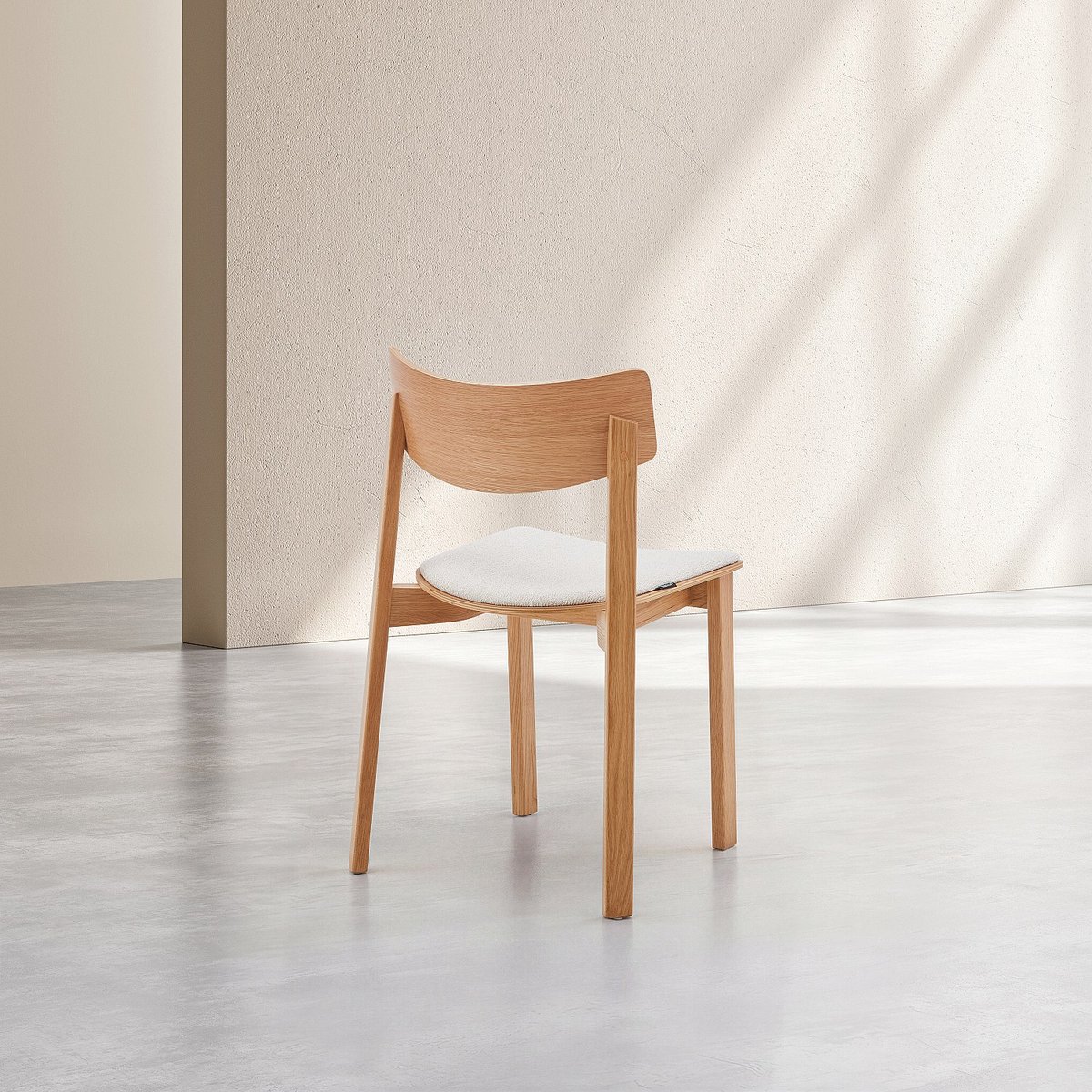 Lot de 2 chaises en tissu texturé et chêne massif ETIENNE crème, HABITAT