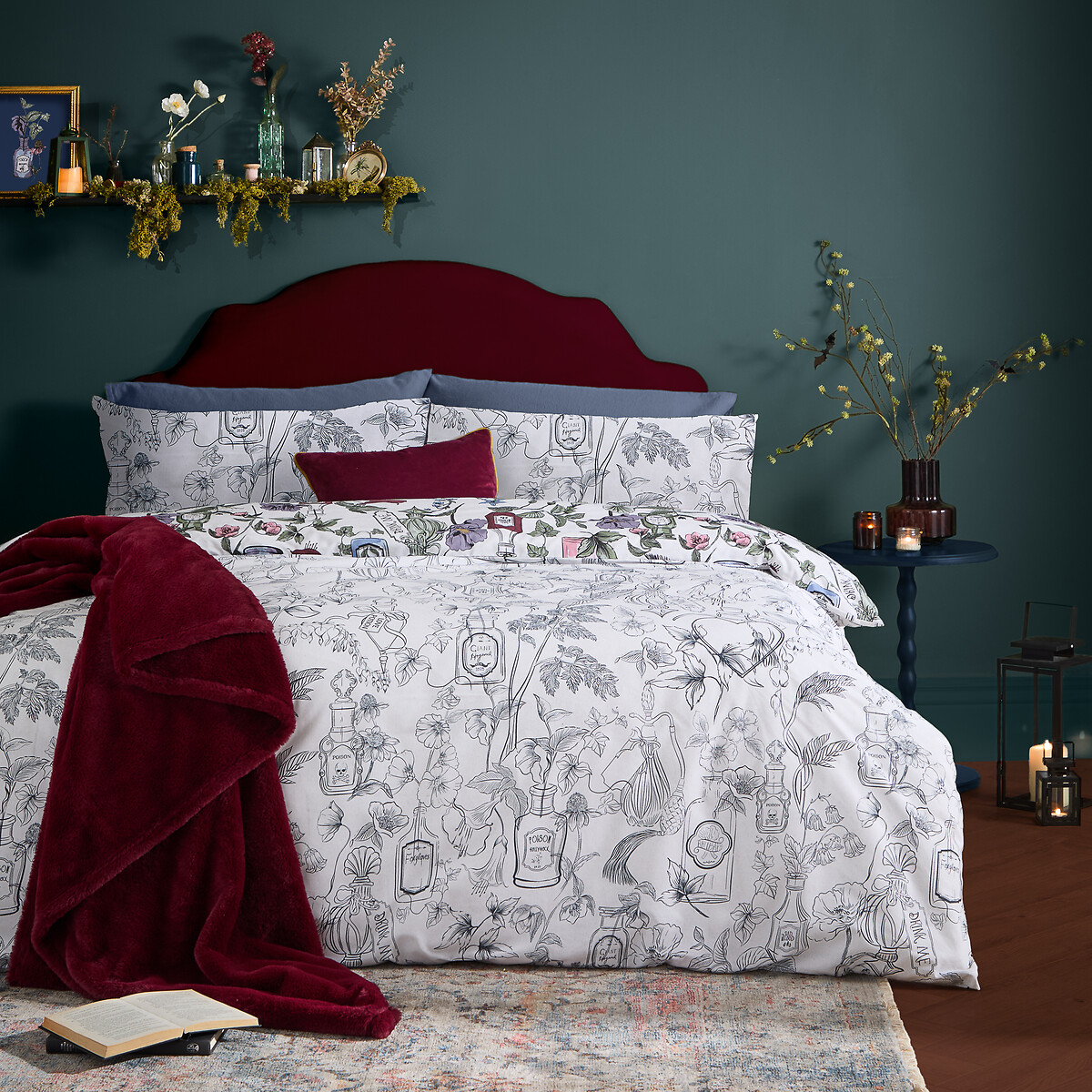 Pick Your Poison Reversible Halloween Duvet Cover and Pillowcase Set multi-coloured, FURN.