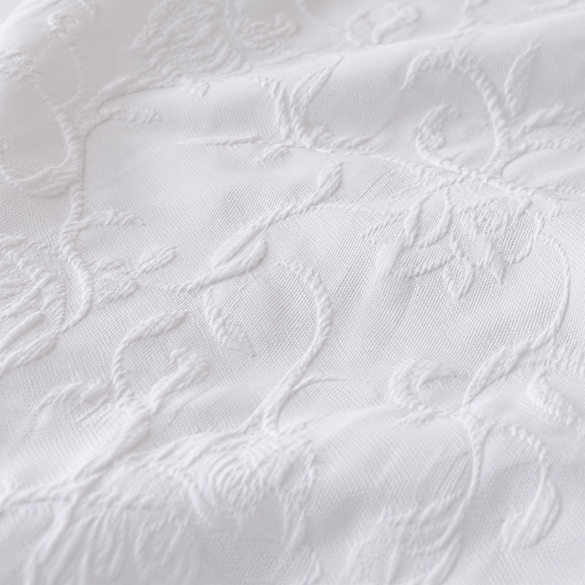 Jeté De Lit   Coton Piqué Jacquard - PLUME DE COTON blanc, TRADITION DES VOSGES