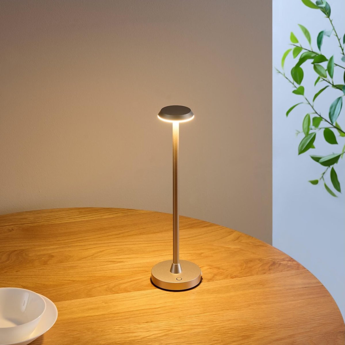 Lampe tactile LED fine et élégante - RICO doré, KOSILUM