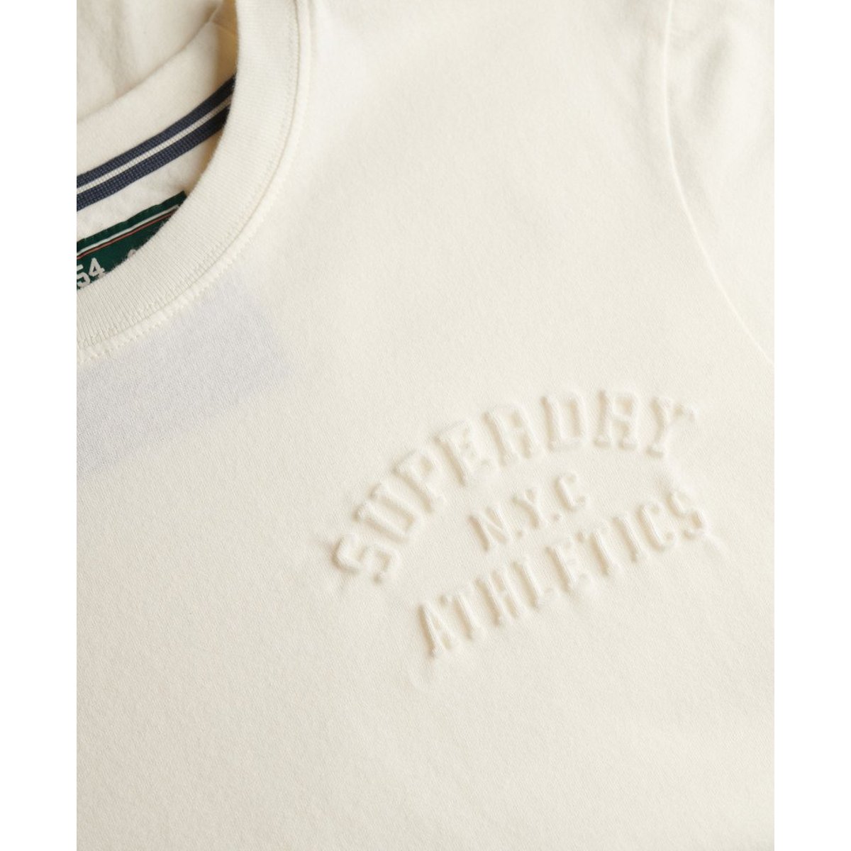 T-shirt décontracté à motif en relief Athletic blanc cassé, SUPERDRY