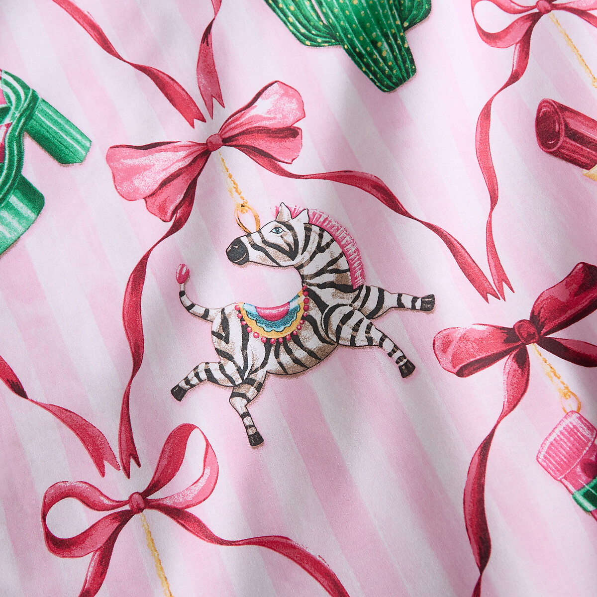 Christmas Kitsch Reversible Duvet Cover and Pillowcase Set pink, CATHERINE LANSFIELD