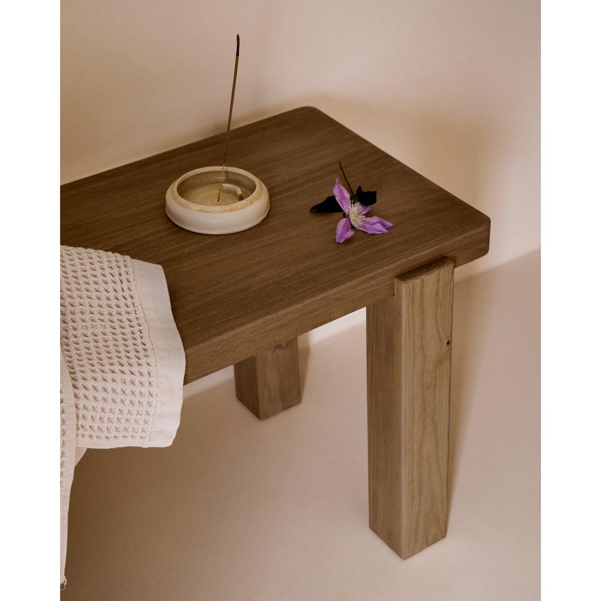 Banc en bois marron clair 140 cm - BUSK marron foncé, HANNUN