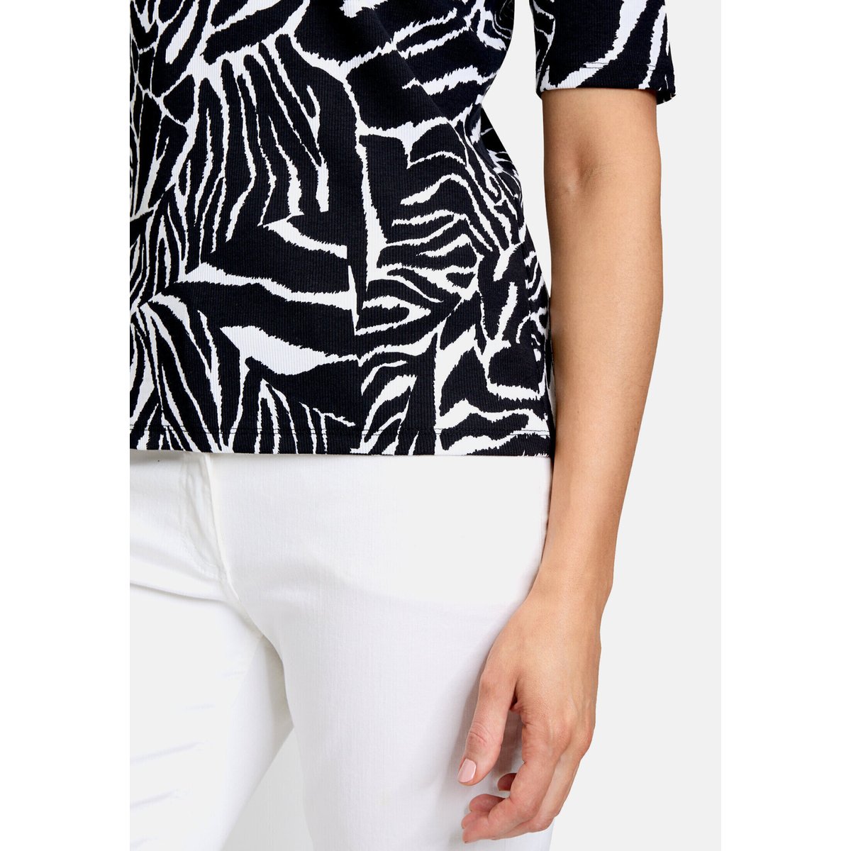 T-shirt basique de texture côtelée noir/blanc, BETTY BARCLAY