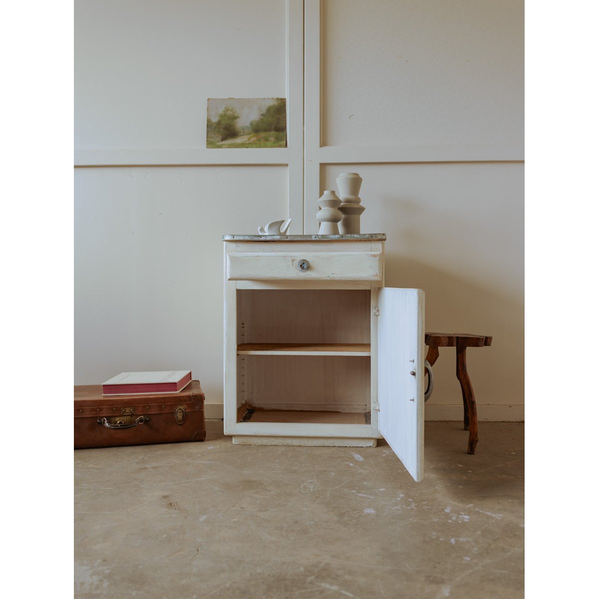 Buffet style MADO au plateau bleu nuit Gilbert N°828 - Bon état bleu foncé, DEBONGOUT