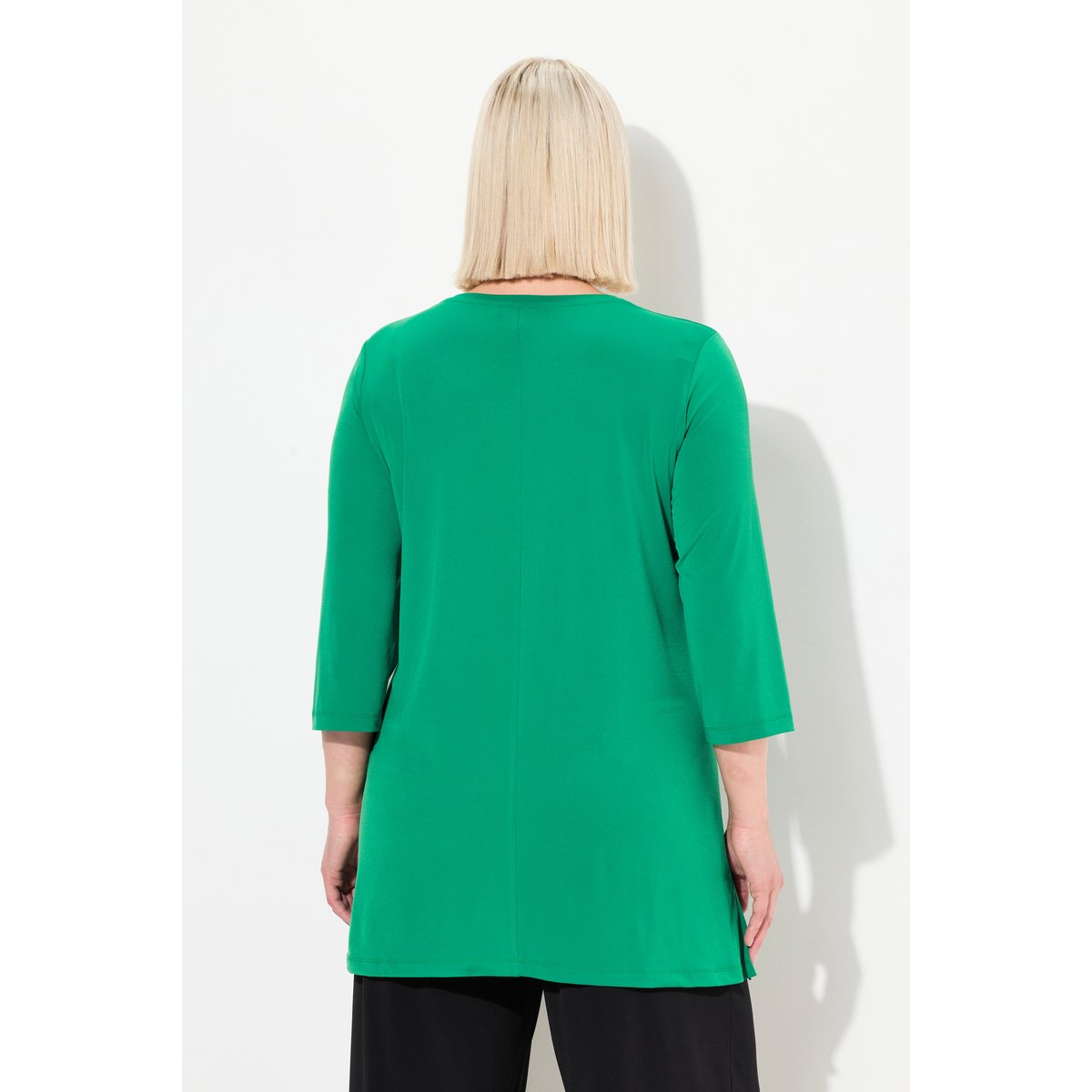 T-shirt long, coupe évasée et décolleté rond vert d’été, ULLA POPKEN