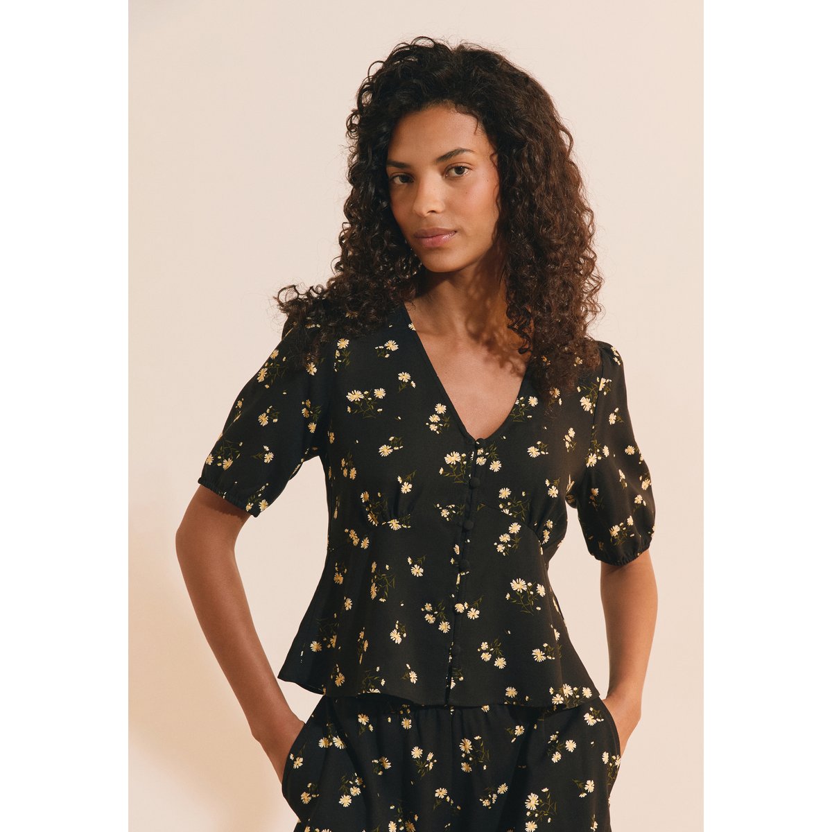 Chemise col V manches 3/4 à motifs A JULIEN IMP imp fd noir, ETAM