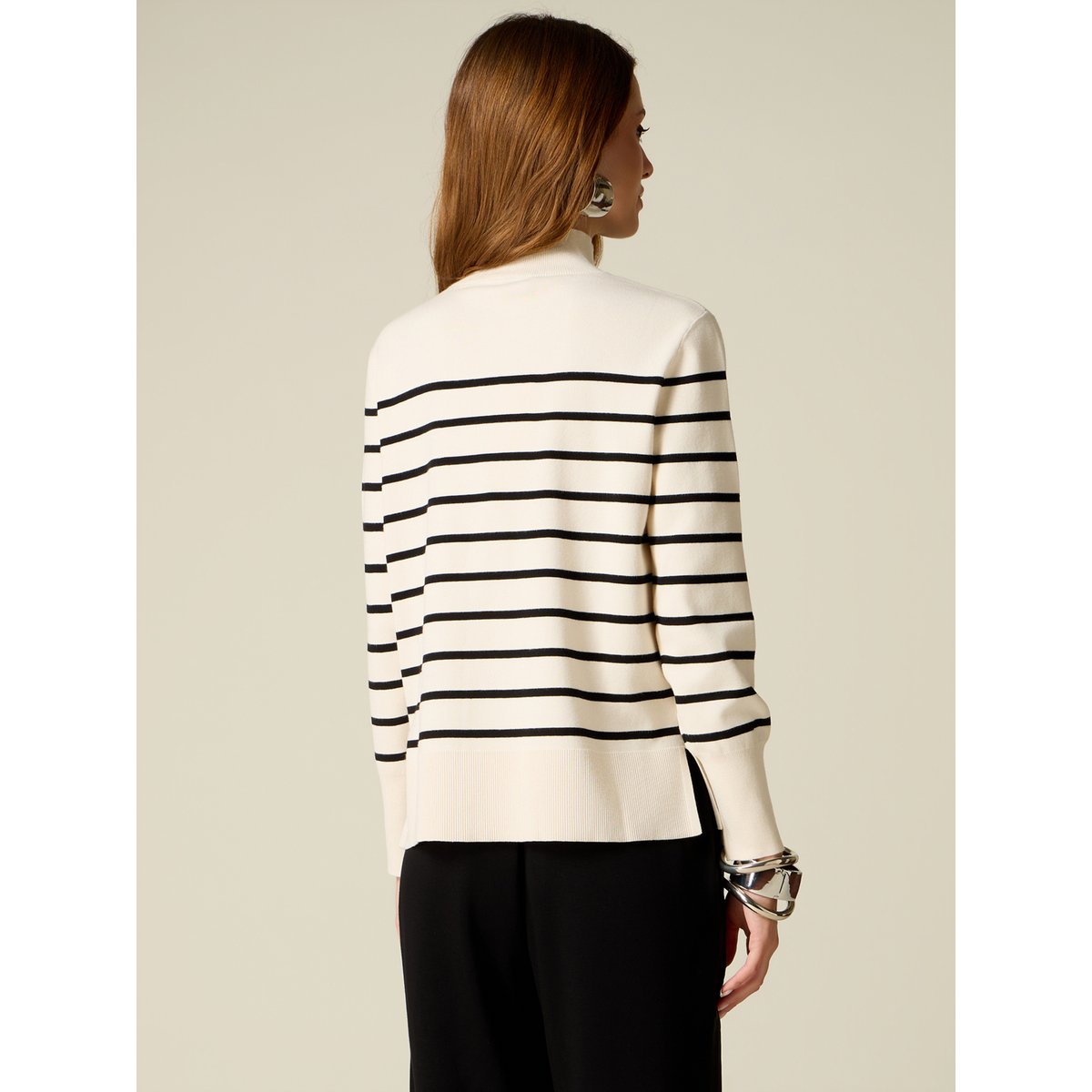 Pull avec broderie lettering bijou blanc, OLTRE