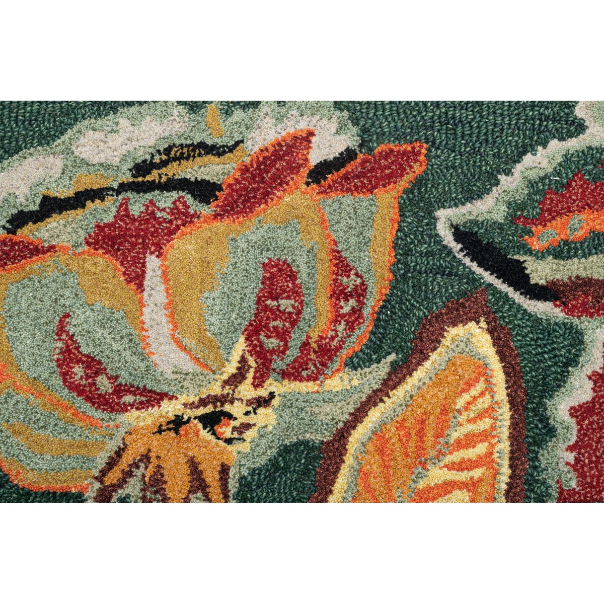 Tapis tufté main en laine vierge et viscose beige, THEKO