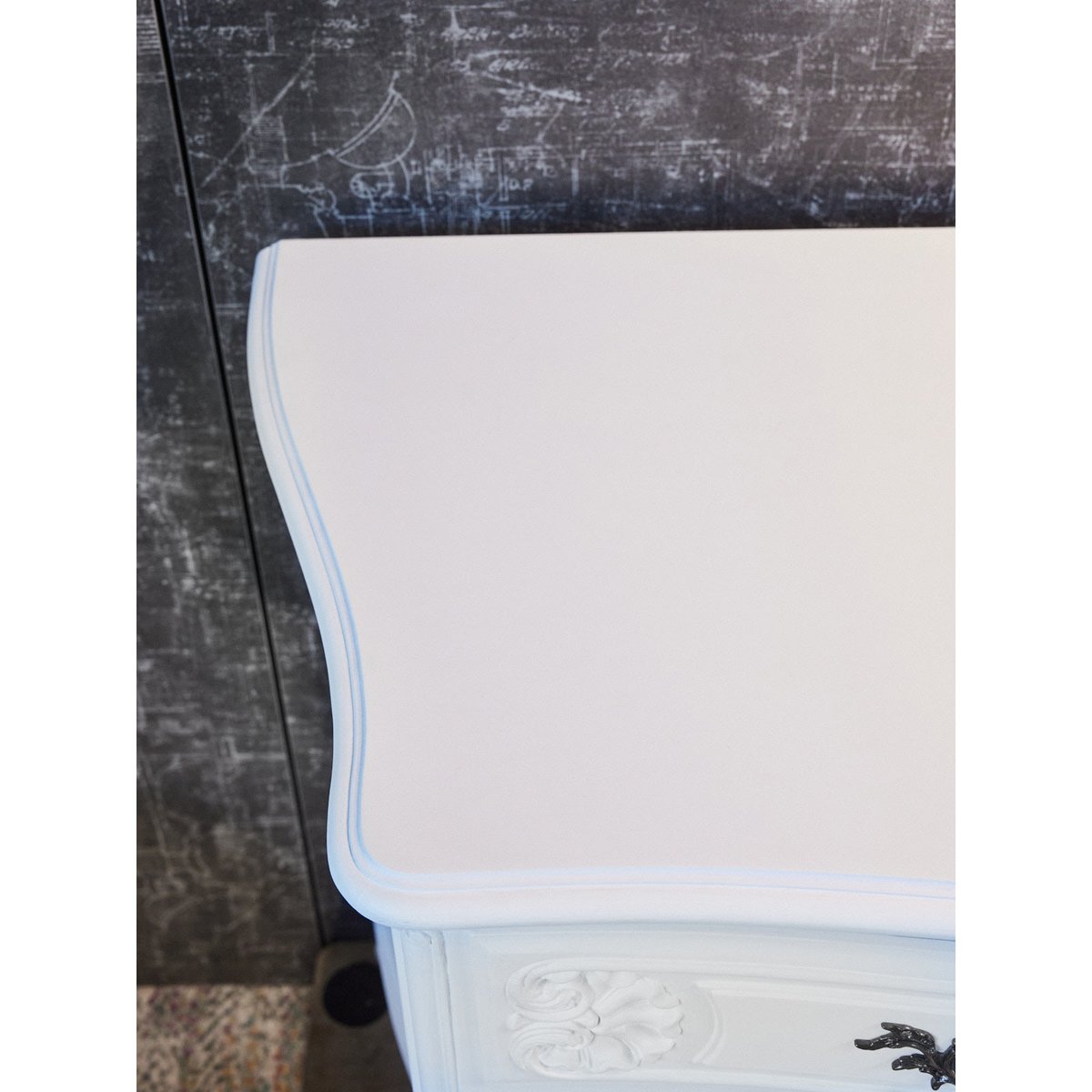 Commode en bois relooké style Louis XV Garance N°755 - Bon état blanc, DEBONGOUT