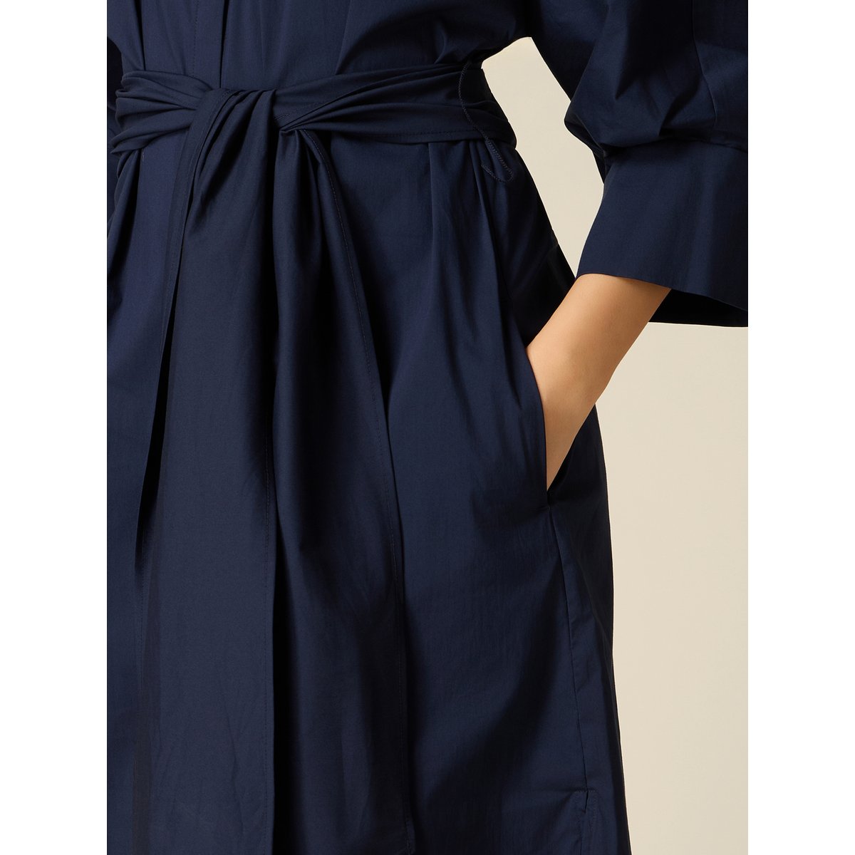 Robe avec ceinture bleu, OLTRE