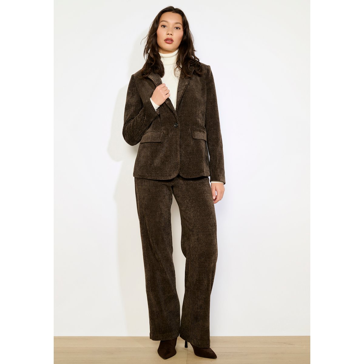 Veste en velours côtelé brun fonce chocolate, LOLALIZA