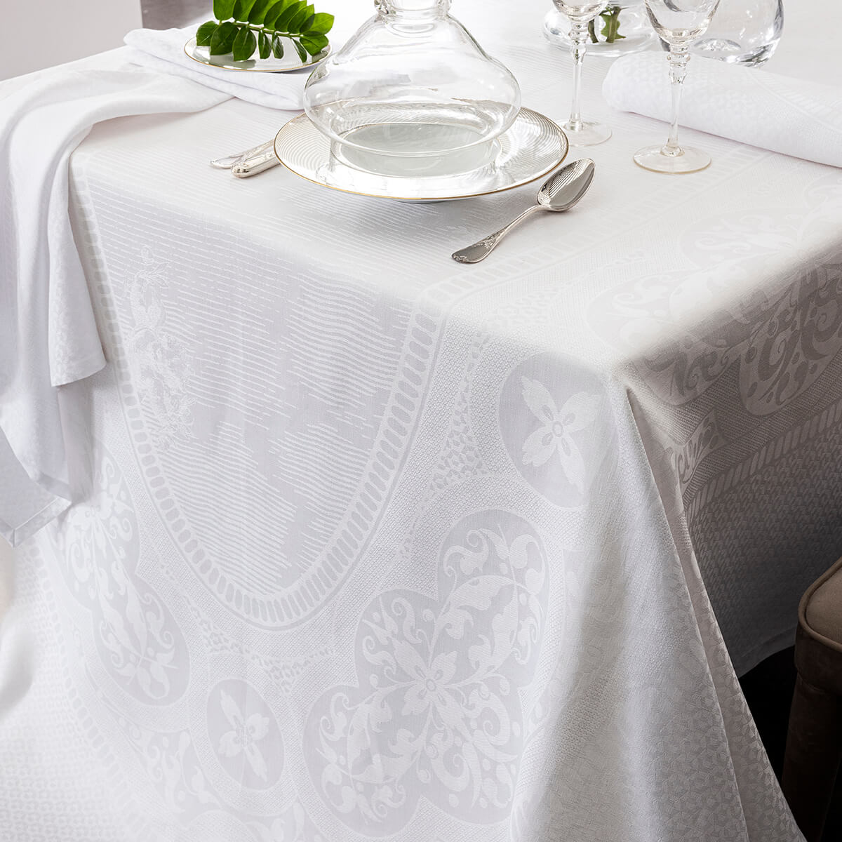 Nappe en Lin, ÉVASION CÉLESTE blanc pur, LE JACQUARD FRANCAIS