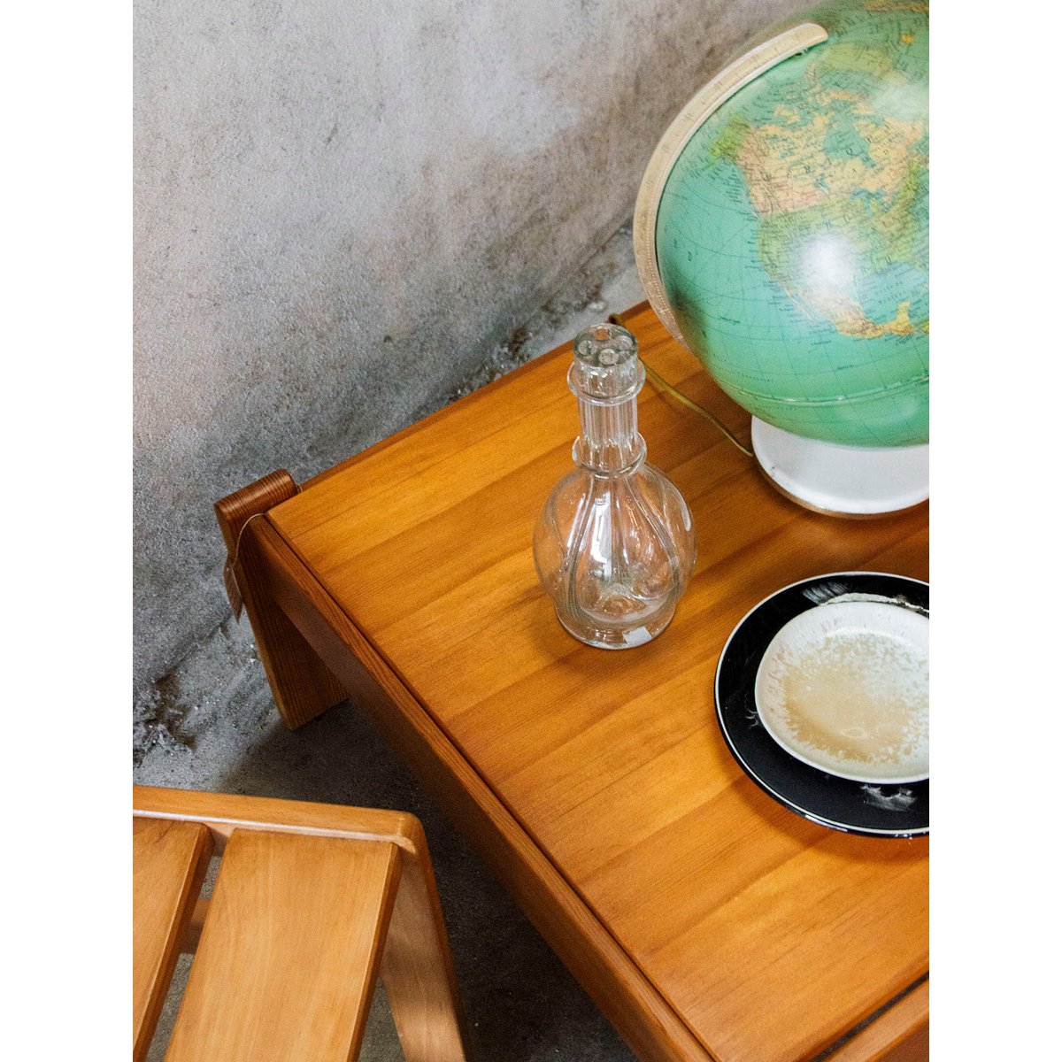 Table basse en pin Donna N°394 - Bon état bois, DEBONGOUT
