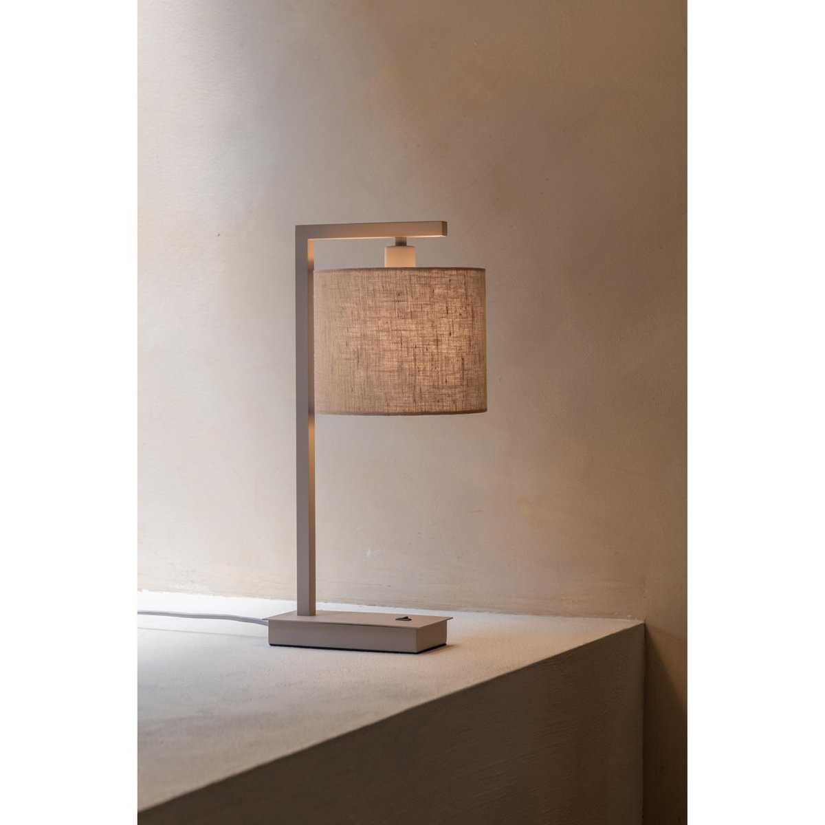 Lampe De Table Métal BOSTON lin, IT'S ABOUT ROMI