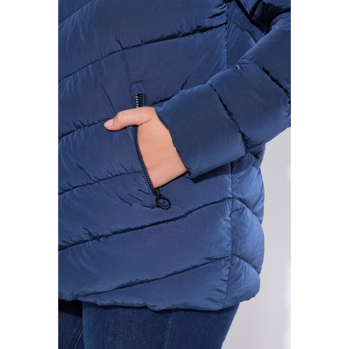 Veste matelassée technique HYPRAR à capuche marine, ULLA POPKEN