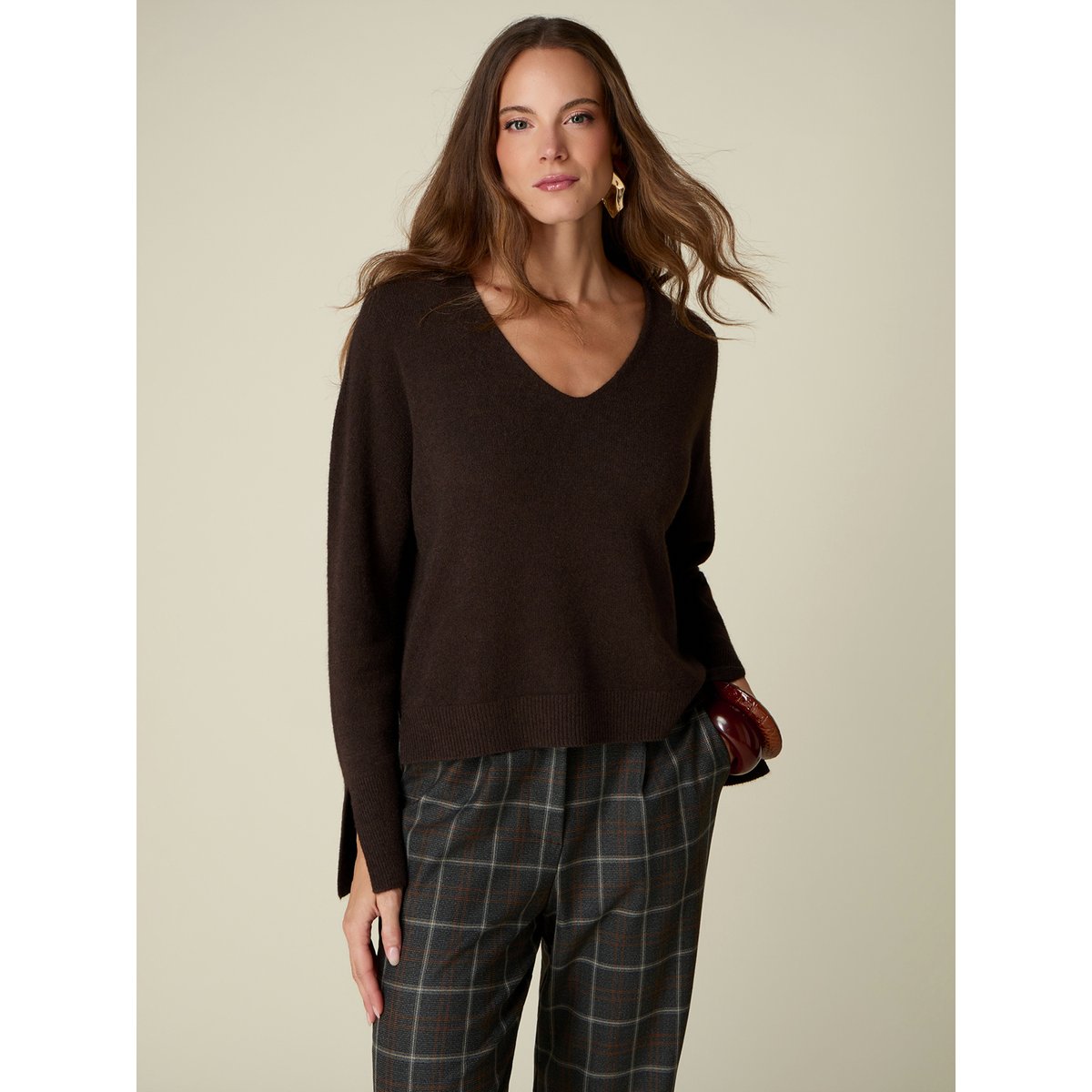 Pull col V marron, OLTRE
