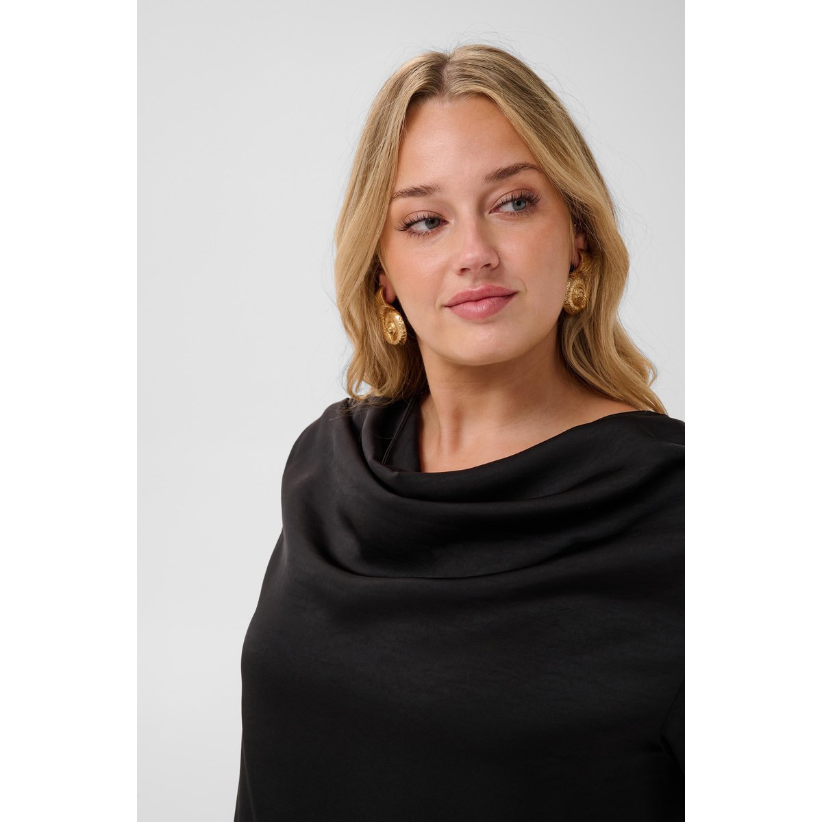 Blouse à manches longues noir black, KAFFE CURVE