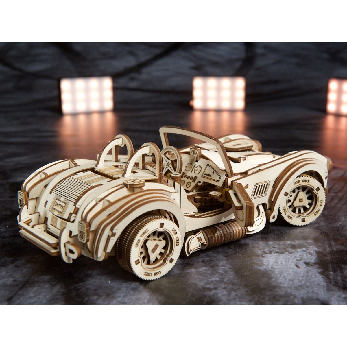 Puzzle 3D Voiture de course Drift Cobra beige, UGEARS