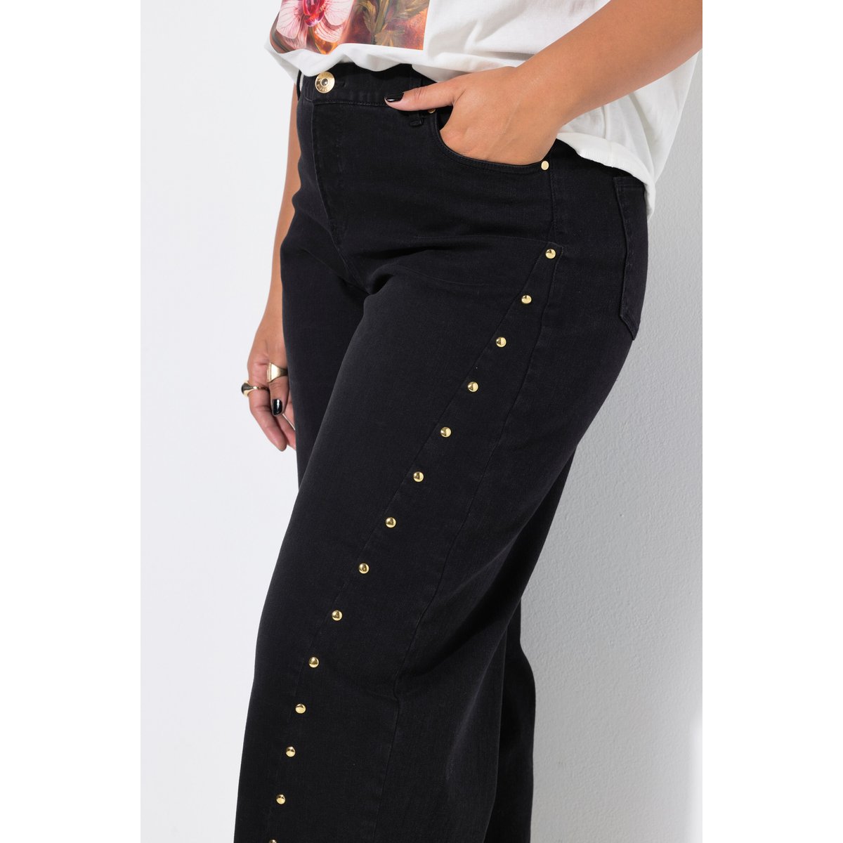 Jean Barrel avec rivets fantaisie noir, STUDIO UNTOLD