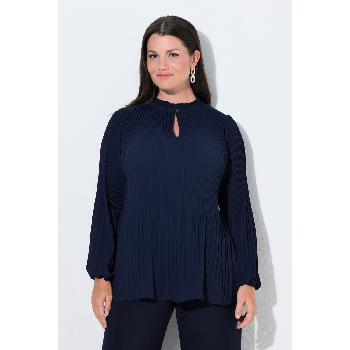 Blouse plissée marine foncé, ULLA POPKEN
