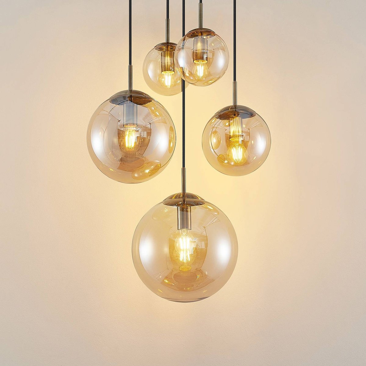 Suspension en verre vintage, Teeja ambre, laiton ancien, LINDBY