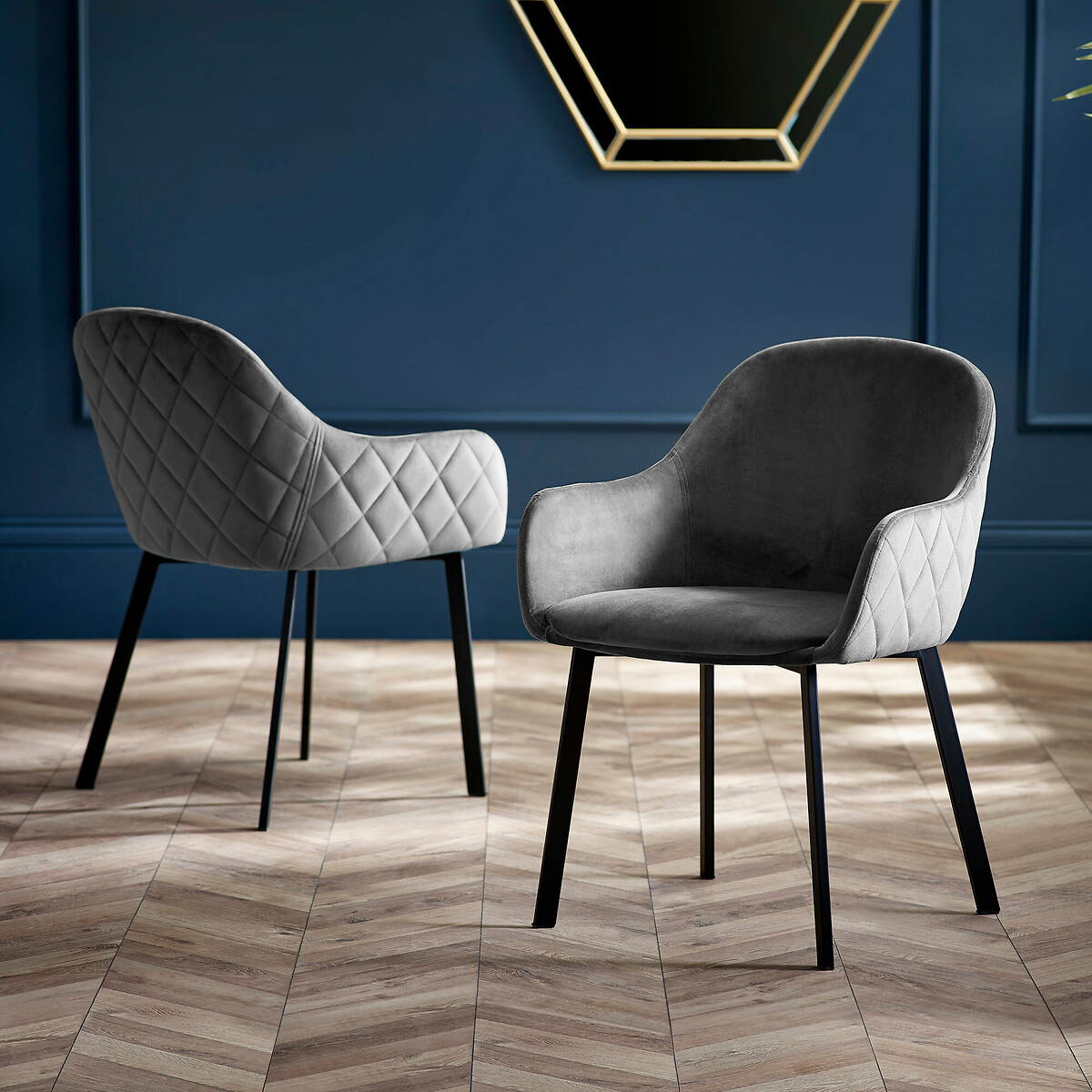 Leora Velvet Diamond-Stitched Dining Chairs (Set of 2) charcoal, SO'HOME