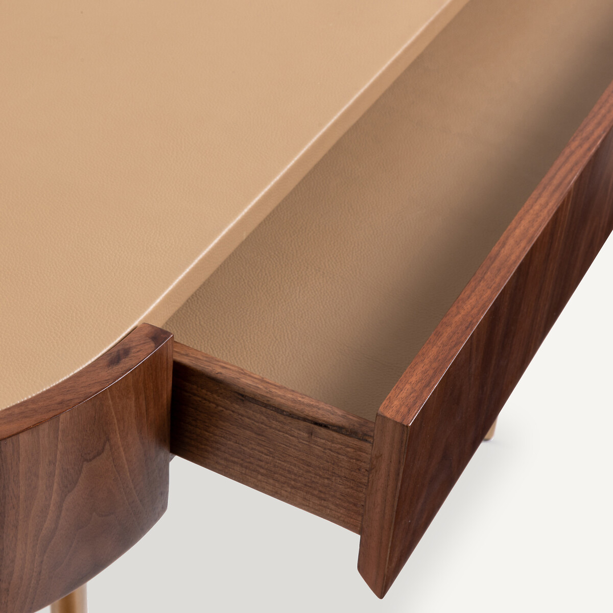 Bureau console plaqué noyer et cuir, Aslen noyer, AM.PM