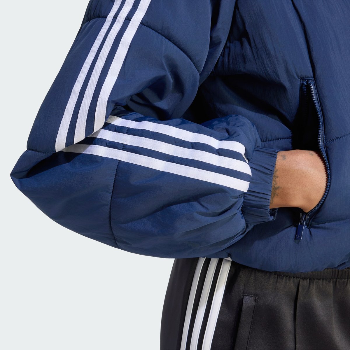 Doudoune À Capuche Cropped Adicolor Doudoune À Capuche Cropped Adicolor night indigo, adidas Originals