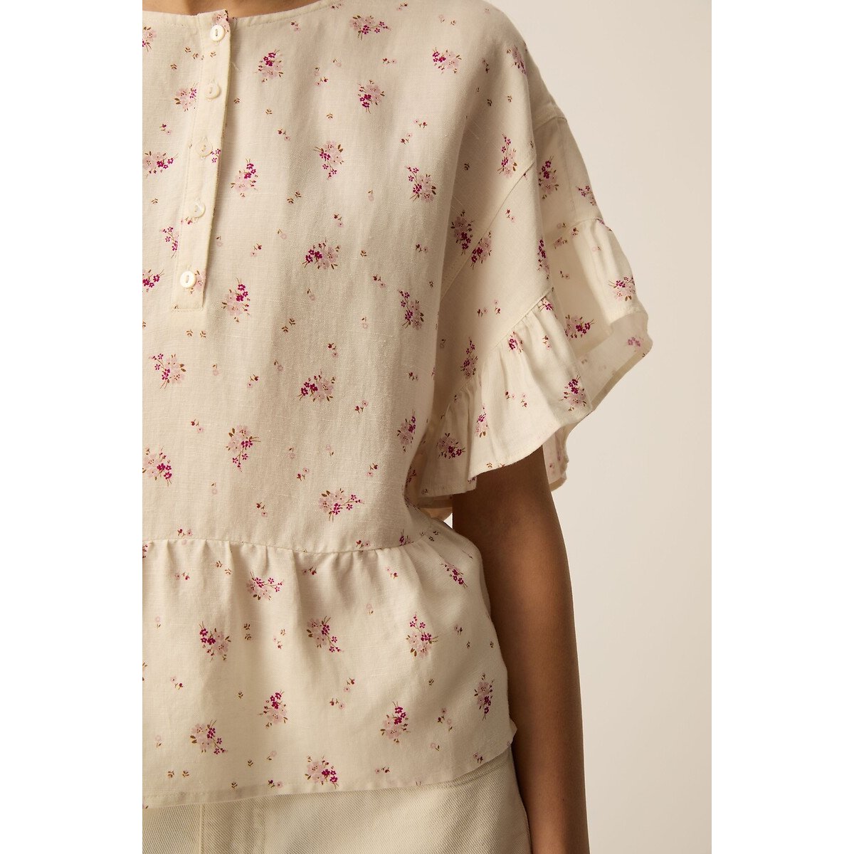 Blusa a maniche corte con stampa floreale, TANGO bianco fantasia a fiori rosa, DES PETITS HAUTS