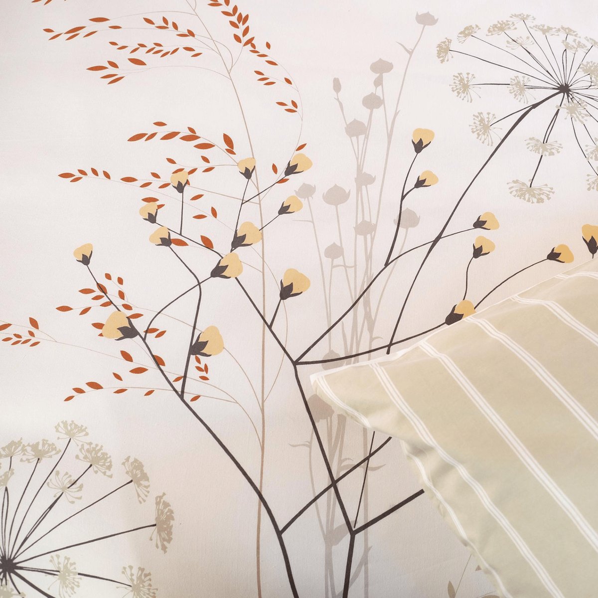 Parure de lit 3 pièces à fleurs verso rayures blanc, HOME MAISON