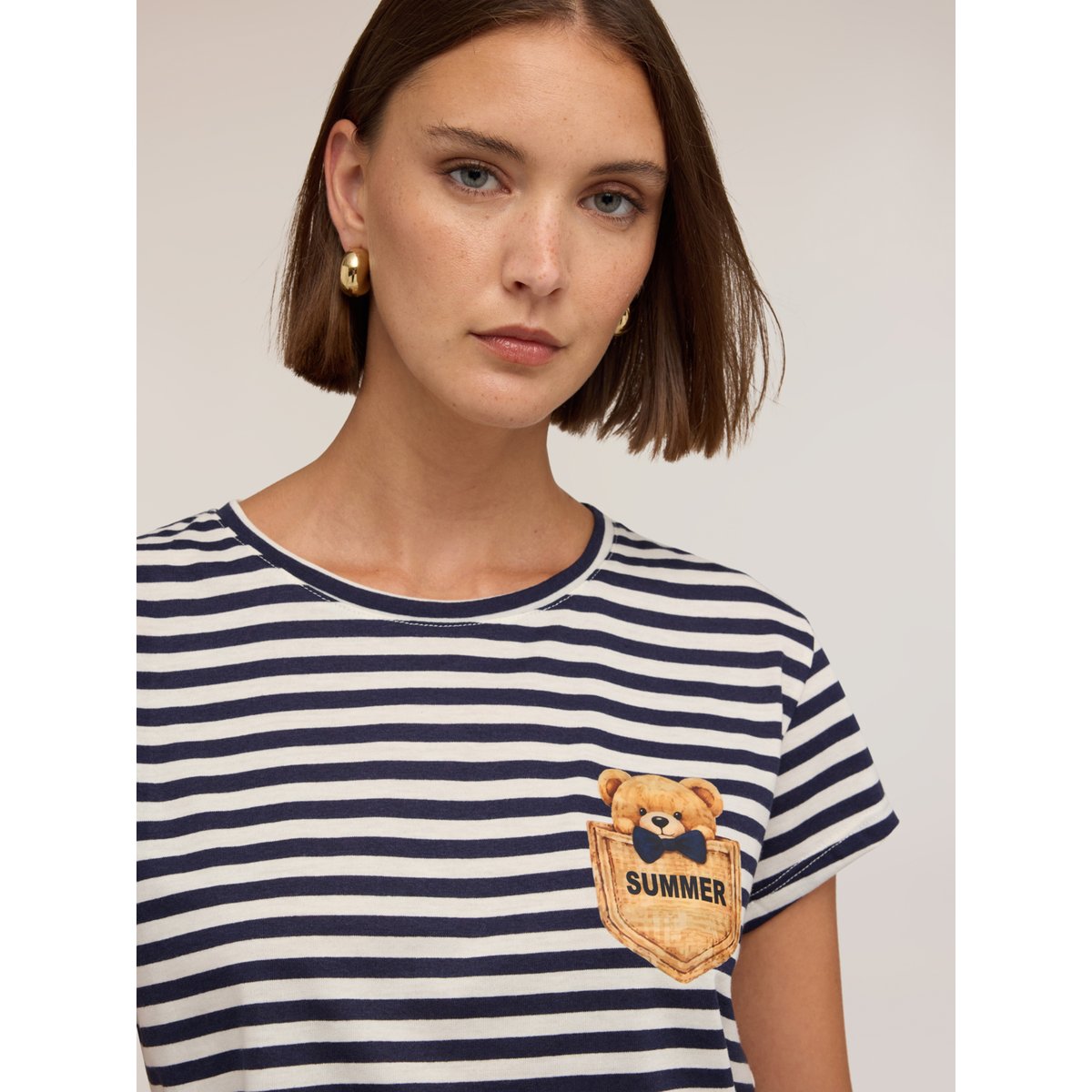 T-shirt à rayures avec patch bleu, MOTIVI