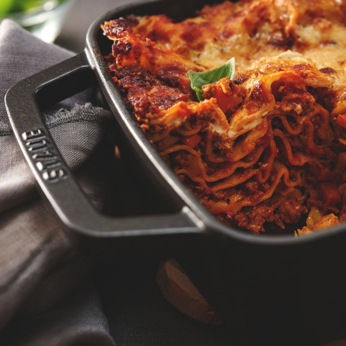 Plat à four rectangulaire, 30 x 20 cm, Noir mat noir mat, STAUB