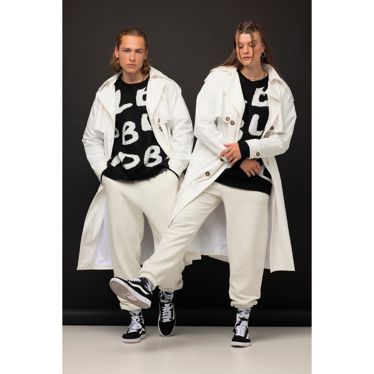 Trench-coat oversized avec col à revers et blanc pierre, STUDIO UNTOLD