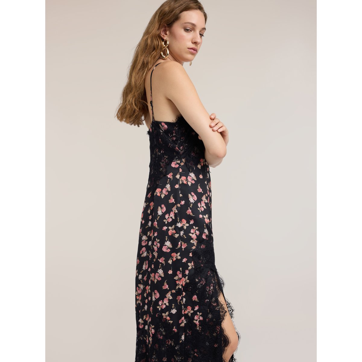 Robe avec imprimé floral et dentelle noir, MOTIVI