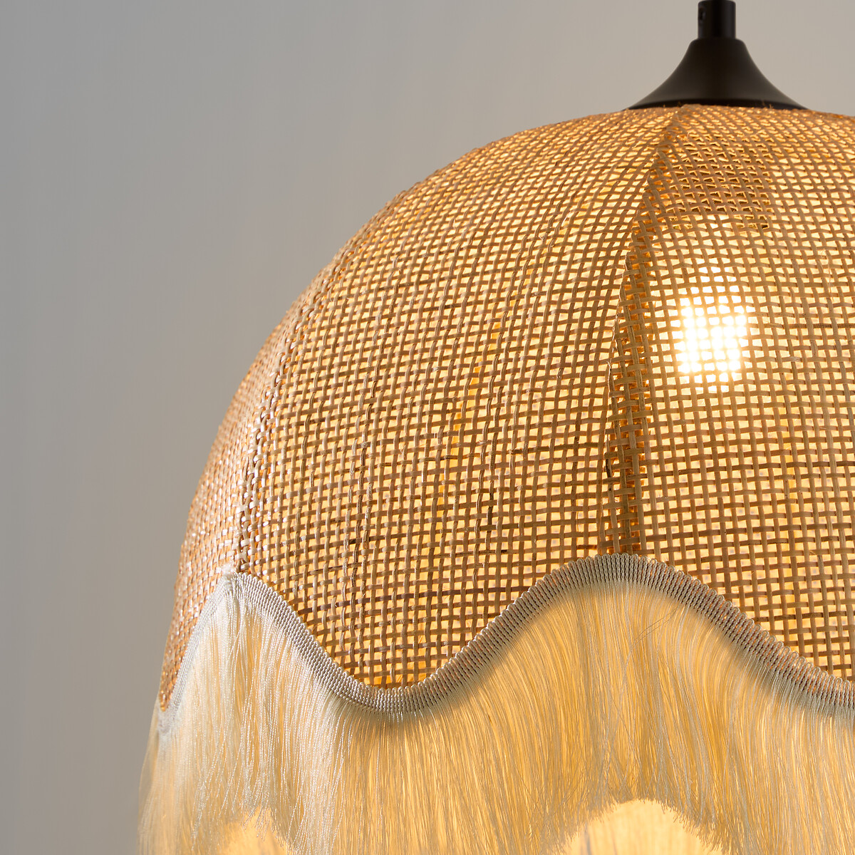 Daphné Rattan Fringed 40cm Diameter Pendant Light naturel/écru, LA REDOUTE INTERIEURS