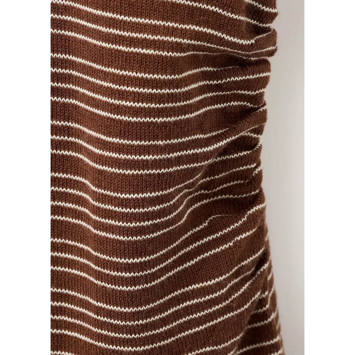 Pull-over rayures manches courtes chocolat, MANGO