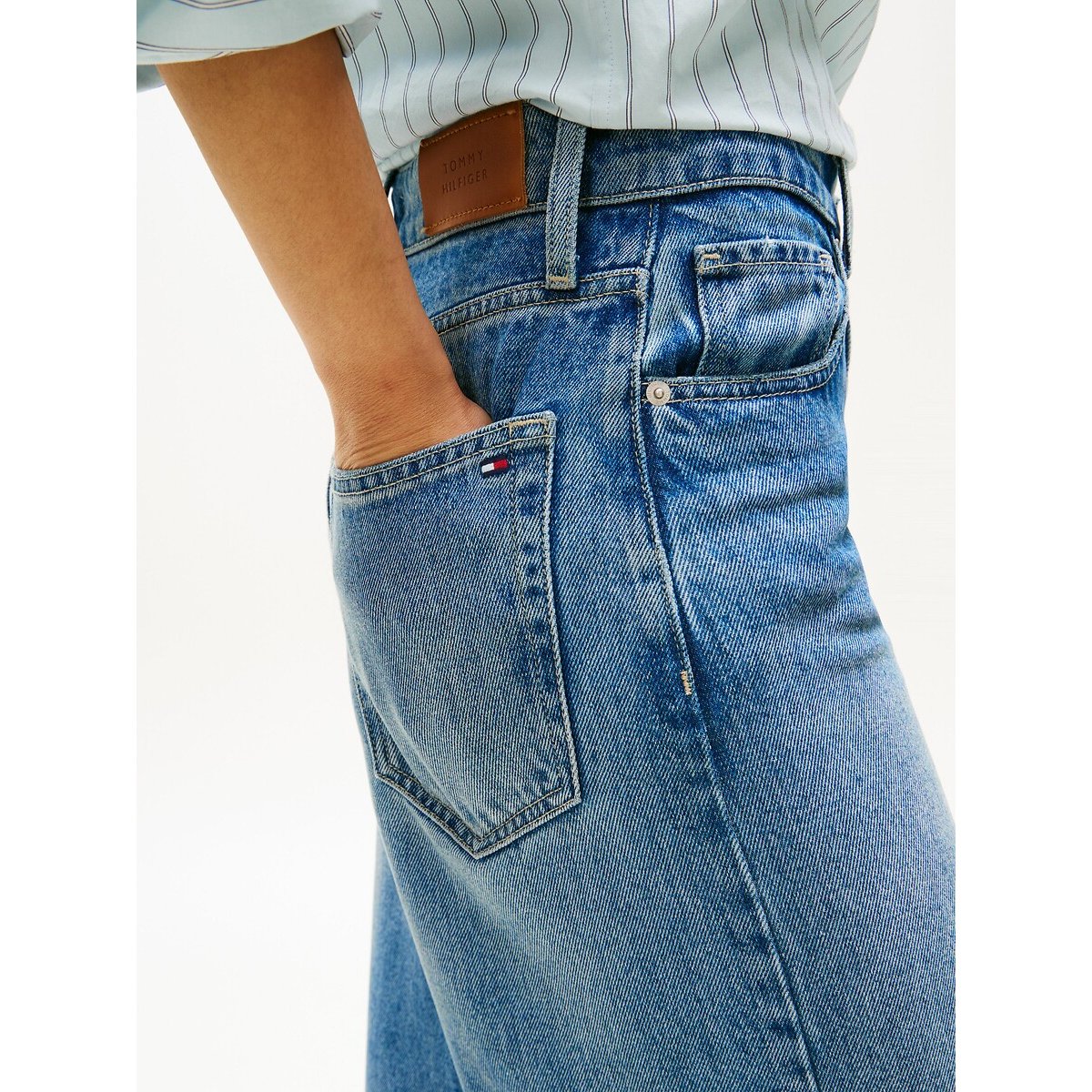 Breite, hochgeschnittene Jeans aus Lyocell-Denim 90010543, TOMMY HILFIGER