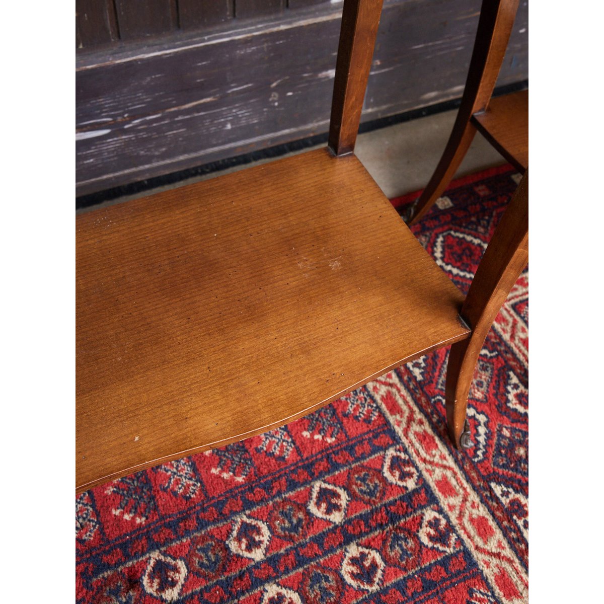 Paire de chevets en merisier Odile N°1425 - Bon état bois foncé, DEBONGOUT