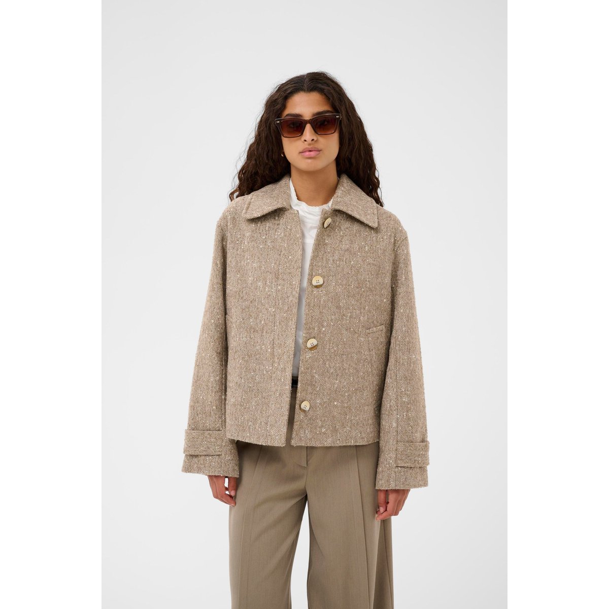 Veste d'extérieur beige fossil and white twill, SOAKED IN LUXURY