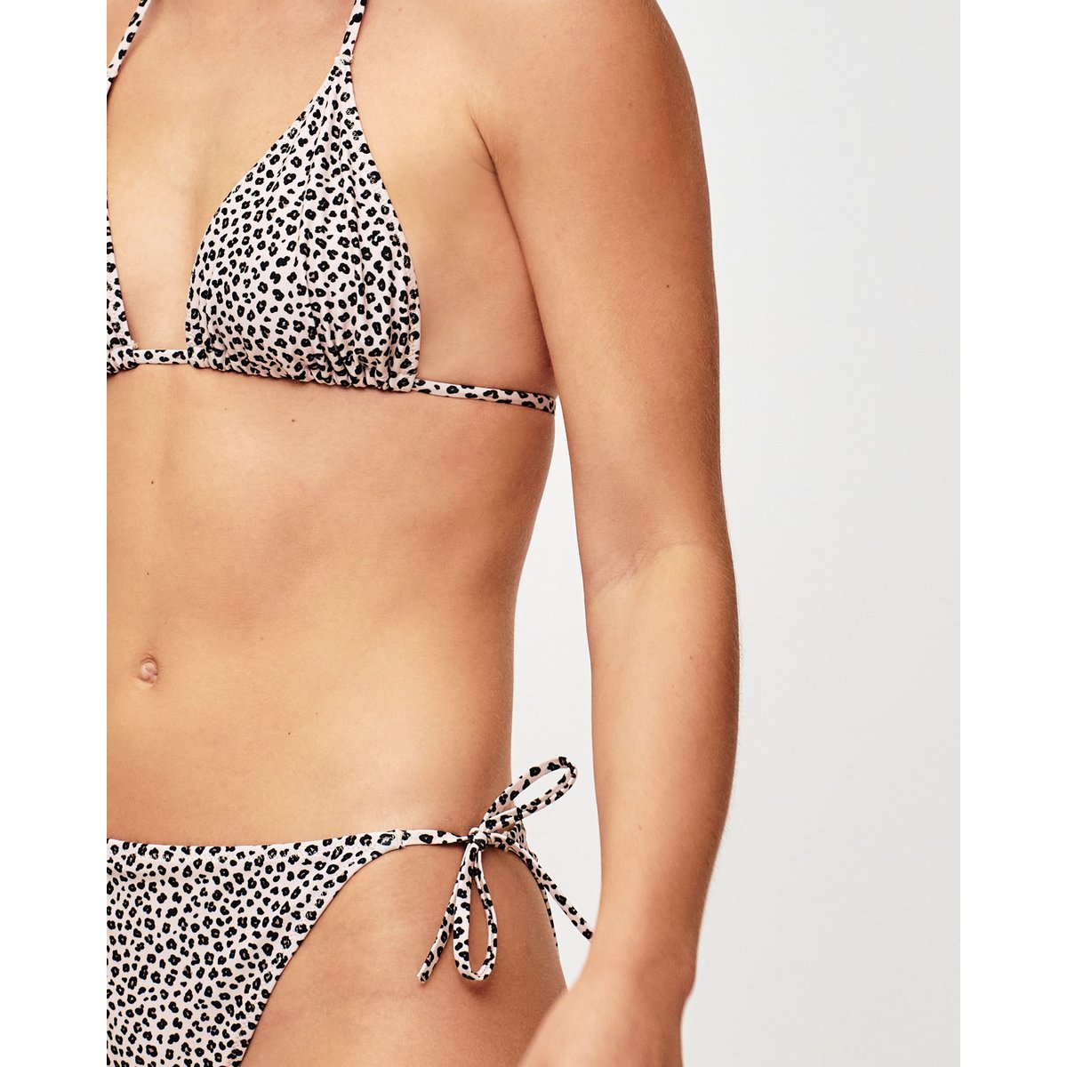 Bikini - Bas de maillot de bain léopard SWIMLEOPIZ marron clair, UNDIZ