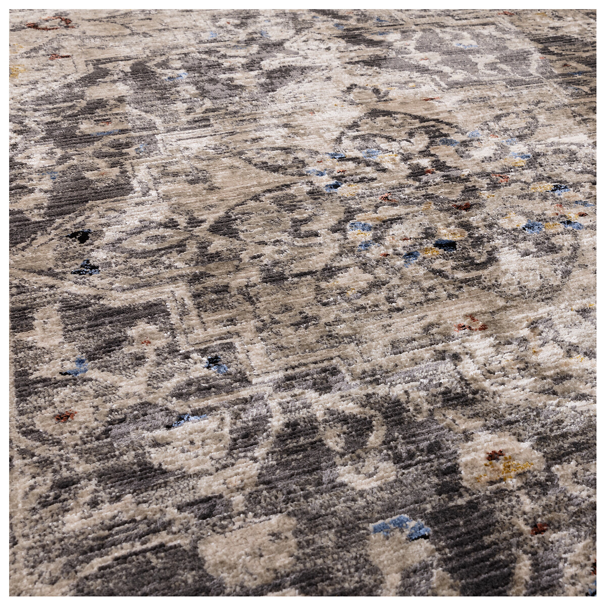 Sophisticated Vintage Medallion Rug charcoal, ÉDITÉ