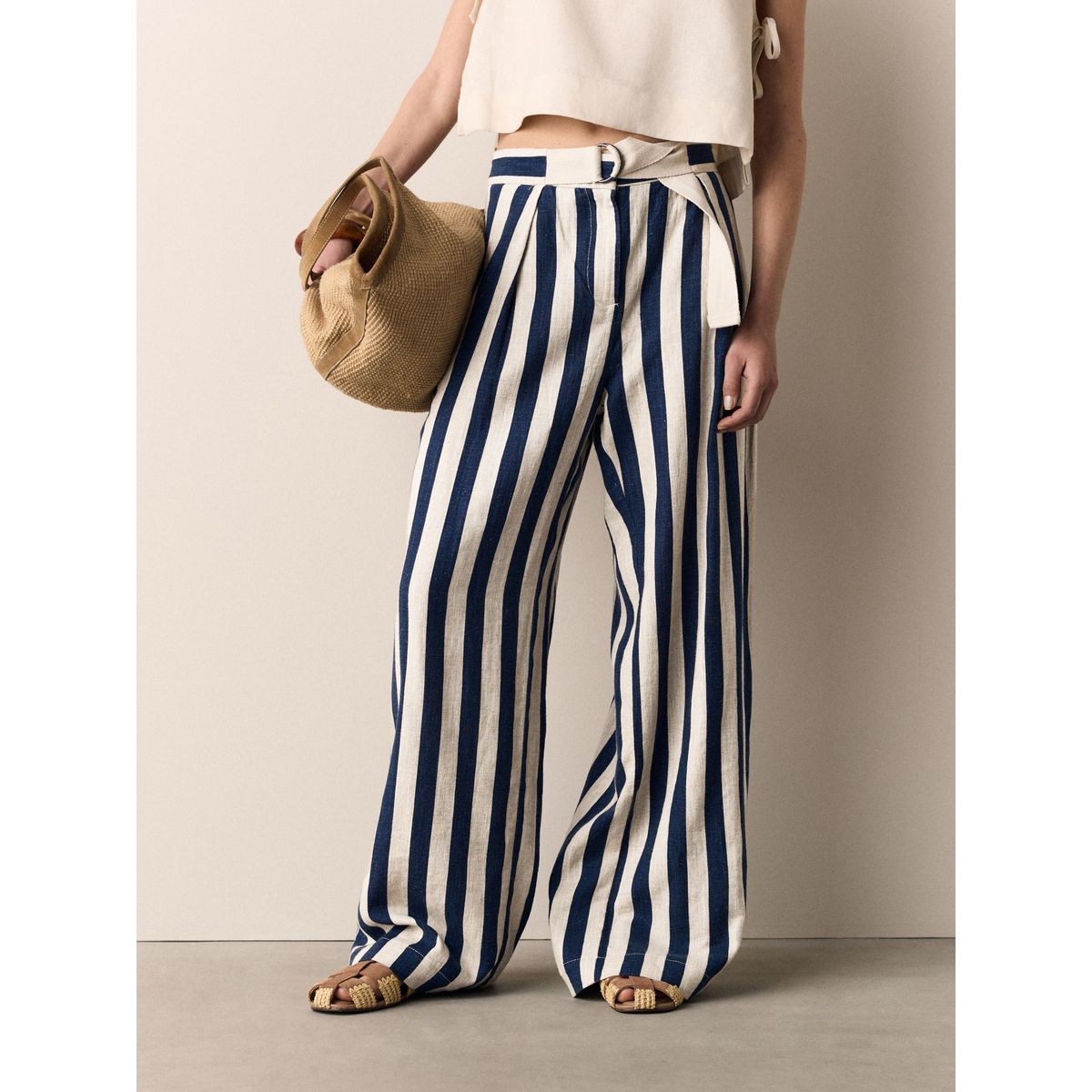 Pantalon large en lin mélangé avec ceinture rayures bleu marine/pierre, NEXT