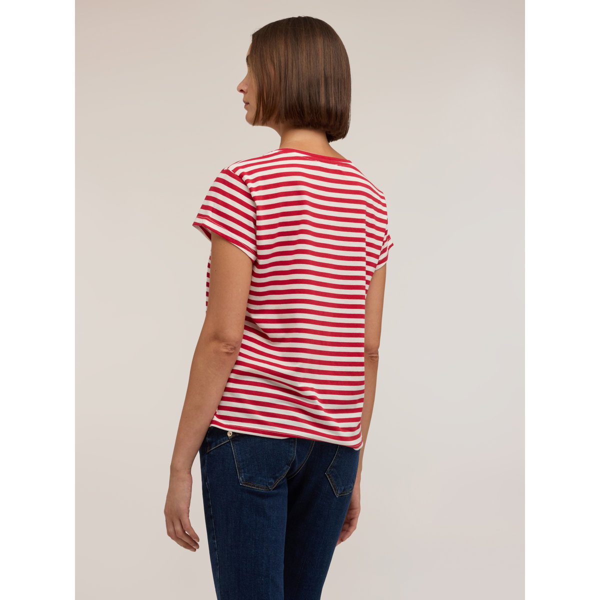 T-shirt à rayures avec application ourson rouge, MOTIVI