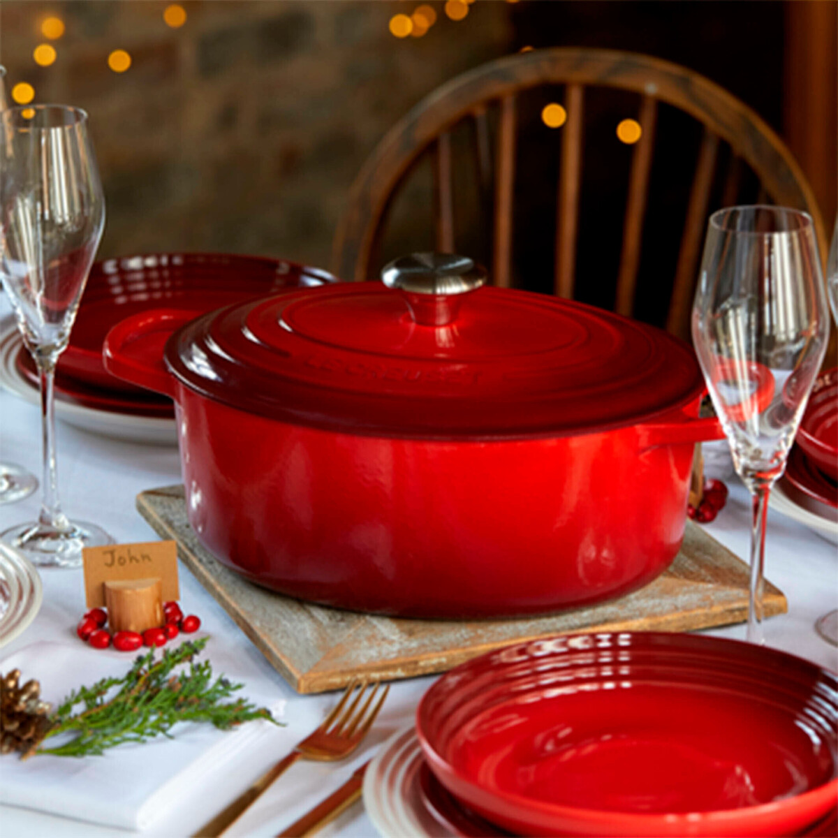 Cocotte Ovale Signature rouge, LE CREUSET