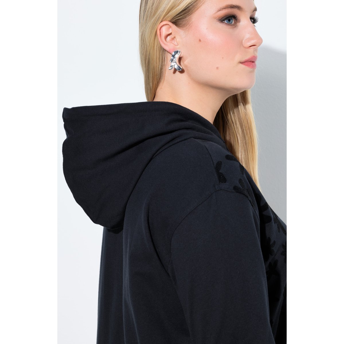 Sweat-shirt à capuche et manches longues noir, ULLA POPKEN