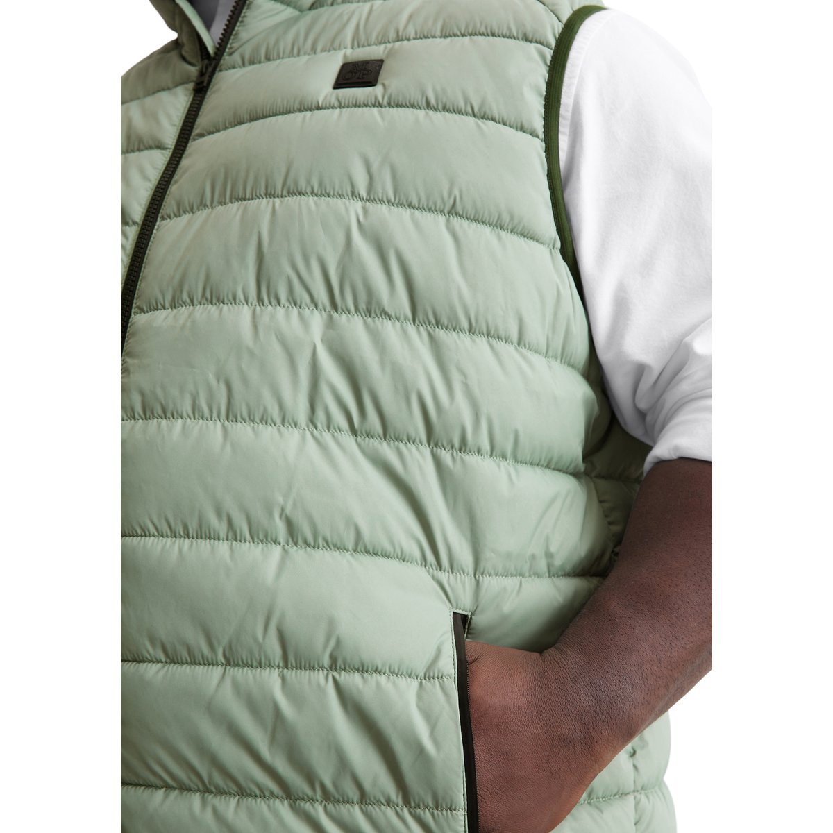 Gilet matelassé regular en qualité recyclée vert clair, MARC O'POLO